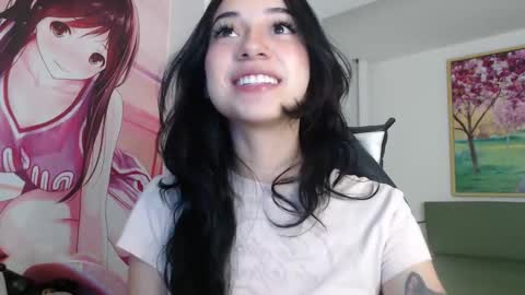 Snapshot of hanaku_8 chatting on 12/22/25, 09:01 Hanaku online show from 12/22/25, 09:01