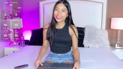 Snapshot of hanaluna chatting on 02/01/26, 12:48 Hanna online show from 02/01/26, 12:48