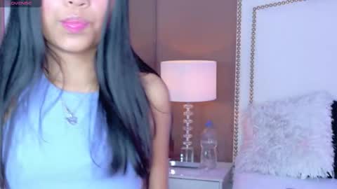 Snapshot of hanaluna chatting on 02/22/26, 12:47 Hanna online show from 02/22/26, 12:47