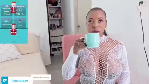 Snapshot of hanarosio1994 chatting on 12/21/25, 01:18 Hana online show from 12/21/25, 01:18