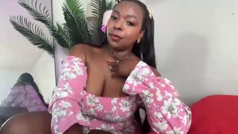 Snapshot of hanarousee chatting on 07/16/26, 01:39 Twtter Onlyfns HanaRousee online show from 07/16/26, 01:39