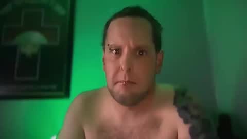 hand_banana_420 online show from 10/13/25, 04:01