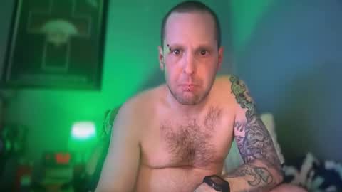 hand_banana_420 online show from 05/02/26, 01:54
