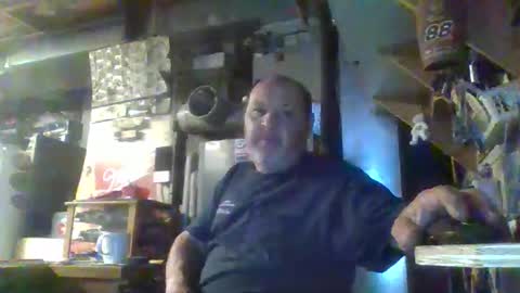naked man online show from 05/23/26, 12:09