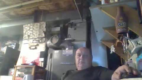 naked man online show from 06/07/26, 03:43