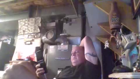 naked man online show from 06/08/26, 02:01