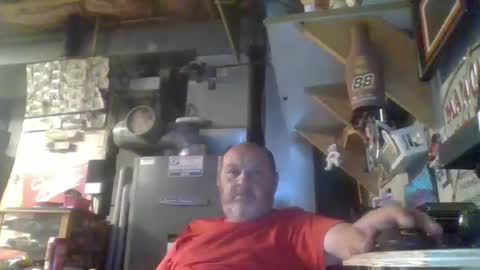 naked man online show from 06/27/26, 02:16