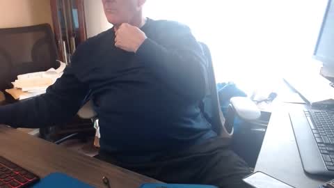 Snapshot of handsome_guy4u chatting on 04/22/26, 07:59 handsome_guy4u online show from 04/22/26, 07:59