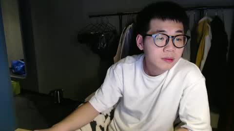 Snapshot of handsome_mannn chatting on 01/19/25, 07:47 handsome_mannn online show from 01/19/25, 07:47