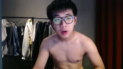 Snapshot of handsome_mannn chatting on 09/14/25, 06:51 handsome_mannn online show from 09/14/25, 06:51