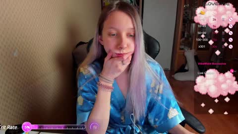 Snapshot of handsome_whale chatting on 12/30/24, 06:31 Mila online show from 12/30/24, 06:31