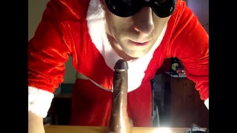 Snapshot of handsomealfie chatting on 12/08/24, 09:52 HandsomeAlfie online show from 12/08/24, 09:52