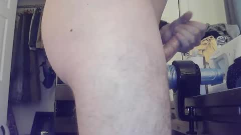 Snapshot of handsomehomebody chatting on 03/15/26, 09:54 Handsome Homebody online show from 03/15/26, 09:54