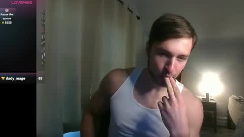 handsumhung online show from 11/21/25, 08:07