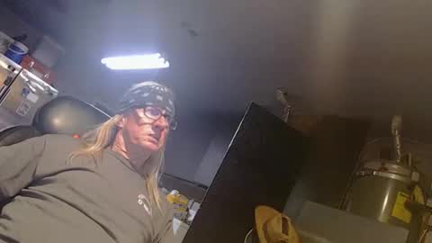 handystud33 online show from 03/15/26, 04:07