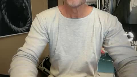 Snapshot of hankmoody6 chatting on 12/23/24, 09:05 hanky online show from 12/23/24, 09:05