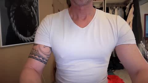 Snapshot of hankmoody6 chatting on 02/28/25, 01:58 hanky online show from 02/28/25, 01:58