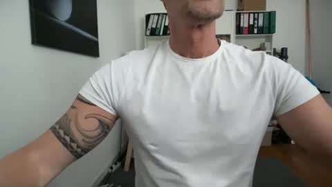 hanky online show from 03/19/26, 01:04