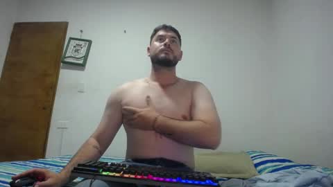 Snapshot of hankprettyboy chatting on 12/17/24, 10:32 HANK online show from 12/17/24, 10:32