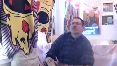 Snapshot of hankrams chatting on 02/04/26, 08:03 hank rams online show from 02/04/26, 08:03