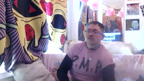 Snapshot of hankrams chatting on 02/12/26, 08:04 hank rams online show from 02/12/26, 08:04