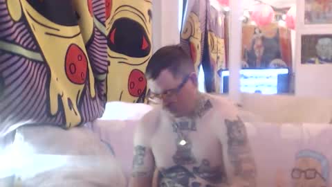 Snapshot of hankrams chatting on 02/19/26, 08:27 hank rams online show from 02/19/26, 08:27