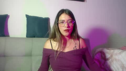 Snapshot of hanna__jones7 chatting on 04/08/26, 01:38 Hanna online show from 04/08/26, 01:38