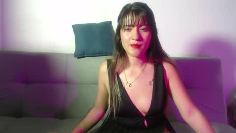 Snapshot of hanna__jones7 chatting on 04/22/26, 12:02 Hanna online show from 04/22/26, 12:02