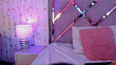  hanna  online show from 01/27/25, 01:59