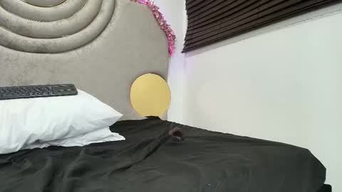 Hanna Castro online show from 12/13/25, 07:53