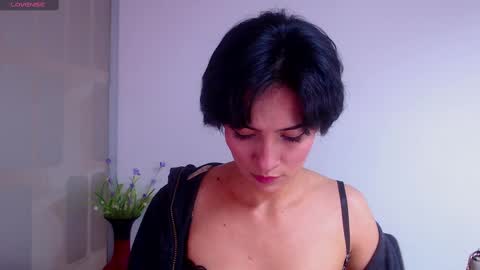 Sara online show from 02/14/25, 05:03