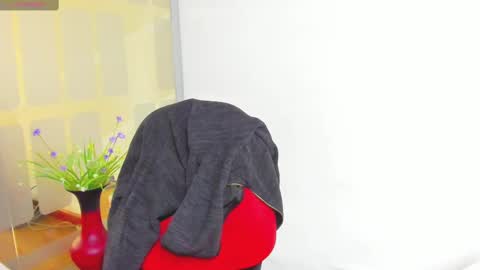 Sara online show from 02/23/25, 04:13