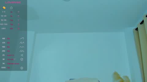 hanna_connorss online show from 02/13/25, 05:44