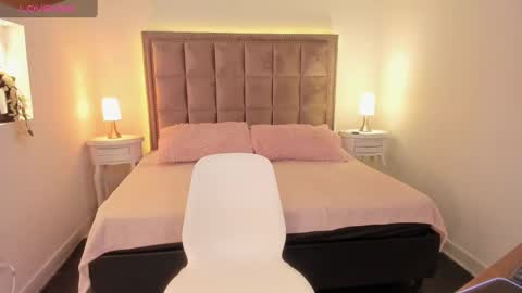  im Hanna online show from 10/26/25, 03:29