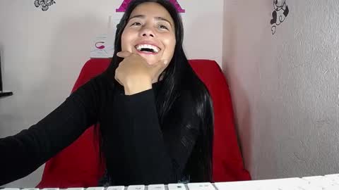 Snapshot of hanna_girl21 chatting on 03/07/25, 07:49 HANNA online show from 03/07/25, 07:49