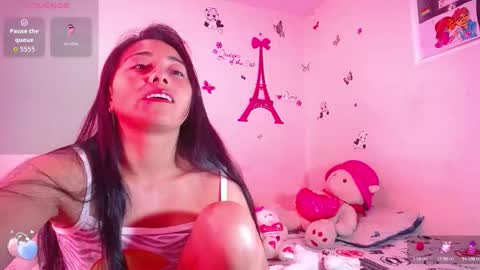 Snapshot of hanna_girl21 chatting on 10/15/25, 07:25 HANNA online show from 10/15/25, 07:25