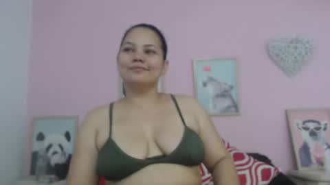 Snapshot of hanna_grray chatting on 03/10/25, 12:04 Hanna online show from 03/10/25, 12:04