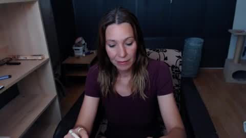 hanna_ha online show from 06/18/26, 07:18