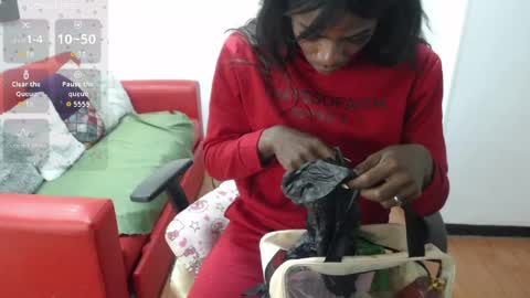 hanna_lamber online show from 05/07/26, 11:04
