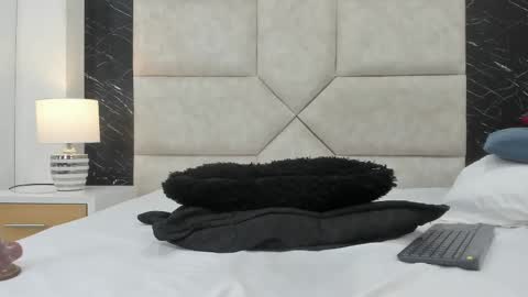 Hanna lens online show from 03/04/25, 09:43