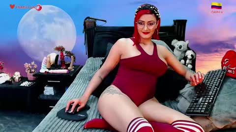 Snapshot of hanna_luna chatting on 02/13/26, 09:05 Hanna online show from 02/13/26, 09:05