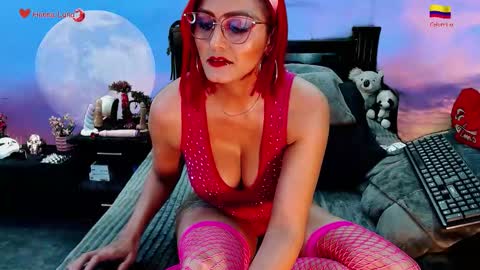 Snapshot of hanna_luna chatting on 02/17/26, 09:50 Hanna online show from 02/17/26, 09:50