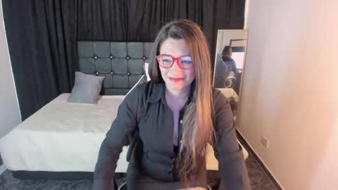 hanna_ma online show from 09/30/25, 02:44