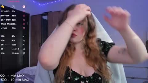 hanna montanas online show from 10/19/25, 01:12