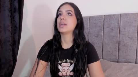 Snapshot of hanna_risso chatting on 01/31/25, 04:59 HANNA online show from 01/31/25, 04:59