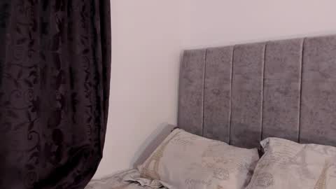 Snapshot of hanna_risso chatting on 02/19/25, 05:38 HANNA online show from 02/19/25, 05:38