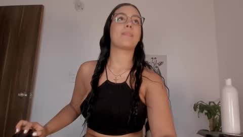 Snapshot of hanna_risso chatting on 09/13/25, 06:40 HANNA online show from 09/13/25, 06:40