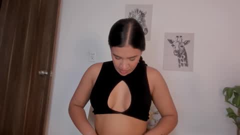 Snapshot of hanna_risso chatting on 10/11/25, 05:55 HANNA online show from 10/11/25, 05:55