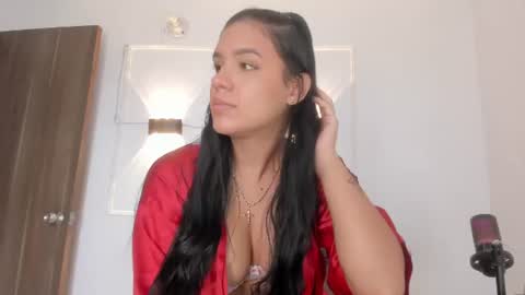 Snapshot of hanna_risso chatting on 06/17/26, 06:20 HANNA online show from 06/17/26, 06:20