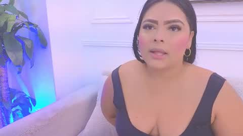Snapshot of hanna_squirt_1 chatting on 06/13/26, 10:46 HANNA SOFIA online show from 06/13/26, 10:46